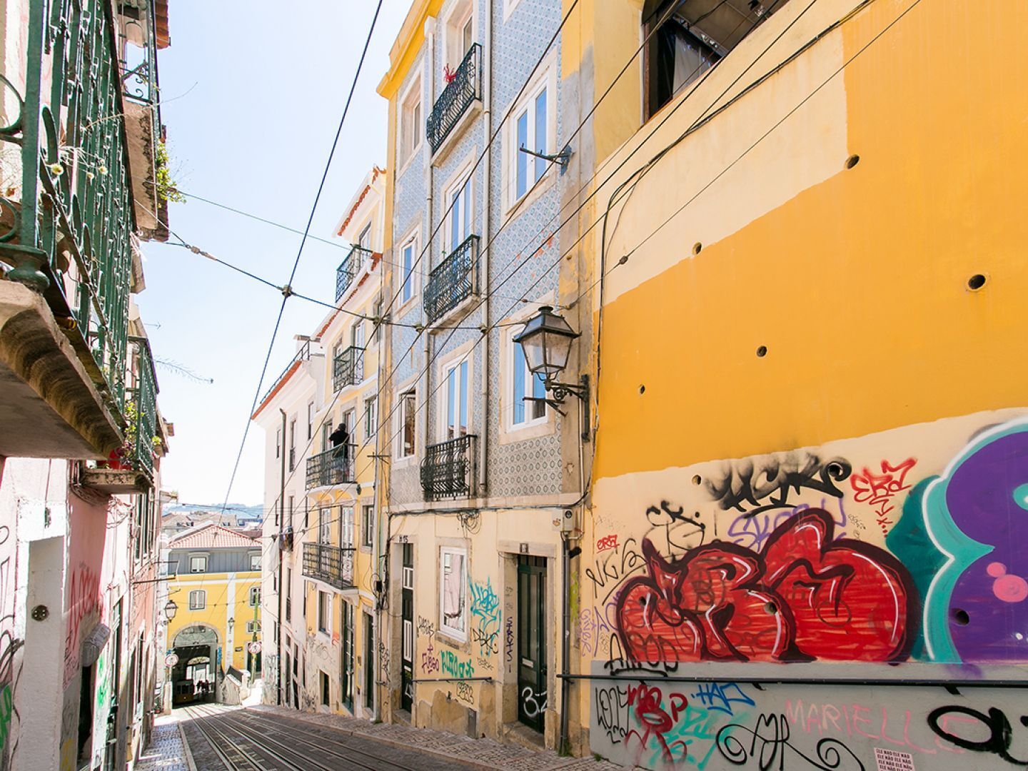 Apartment Joivy Inviting Flat Next To Bica Elevator Lissabon